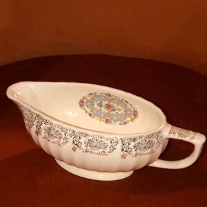 🫖Limoge Floral Gravy Boat with Intricate Design